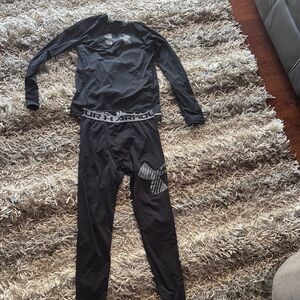Under Armour Kids Black base layer  Set with Logo